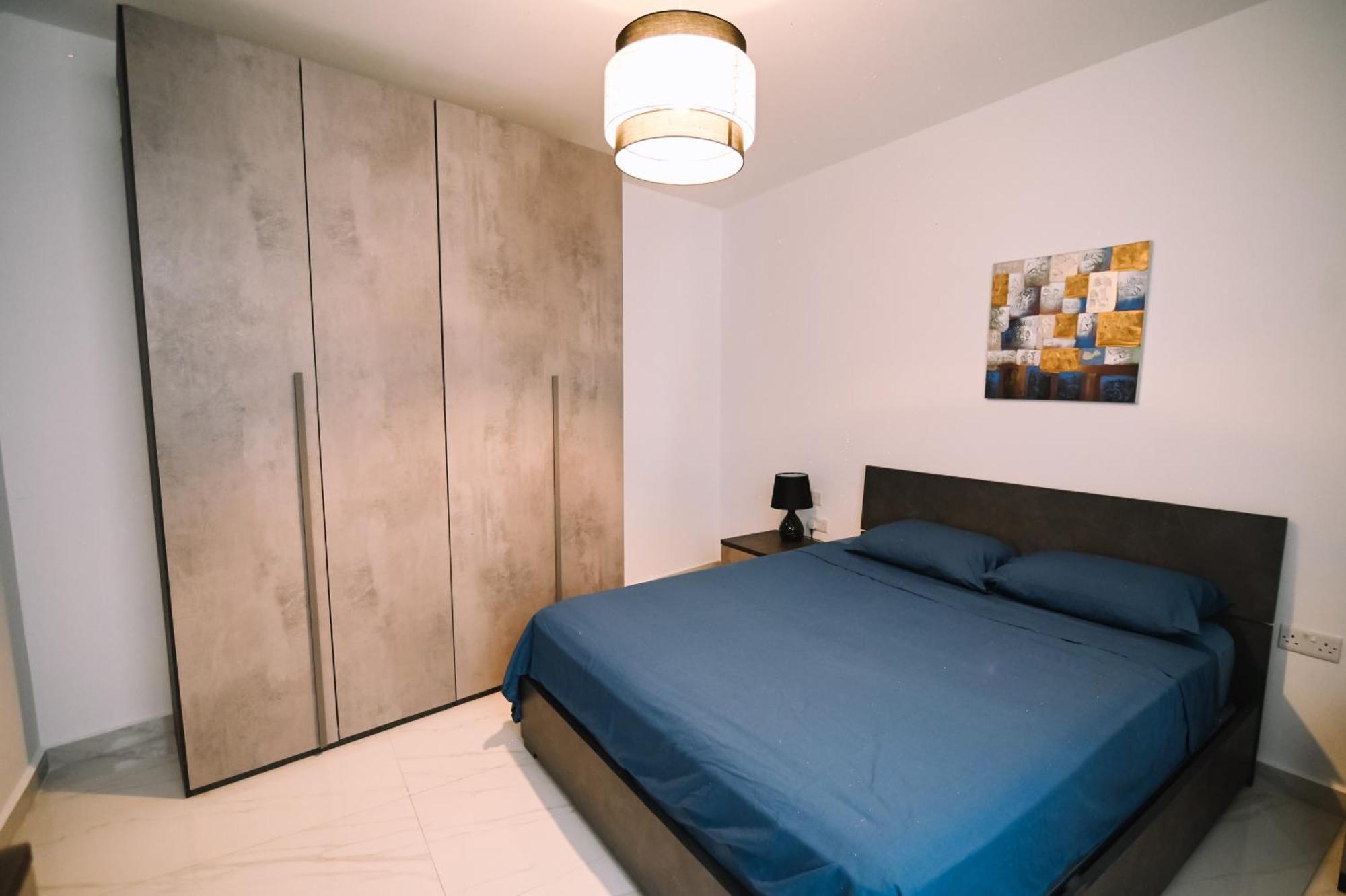 Spacious 3 Bedroom In Sliema! Exterior photo